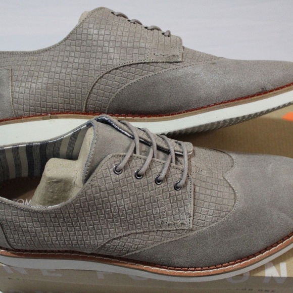 TOMS BROGUE DESERT TAUPE SUEDE SHOES 13M